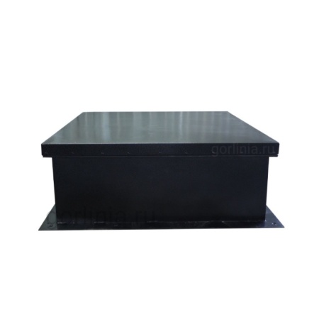 Люк кровельный утепленный с плоской крышкой в закрытом виде